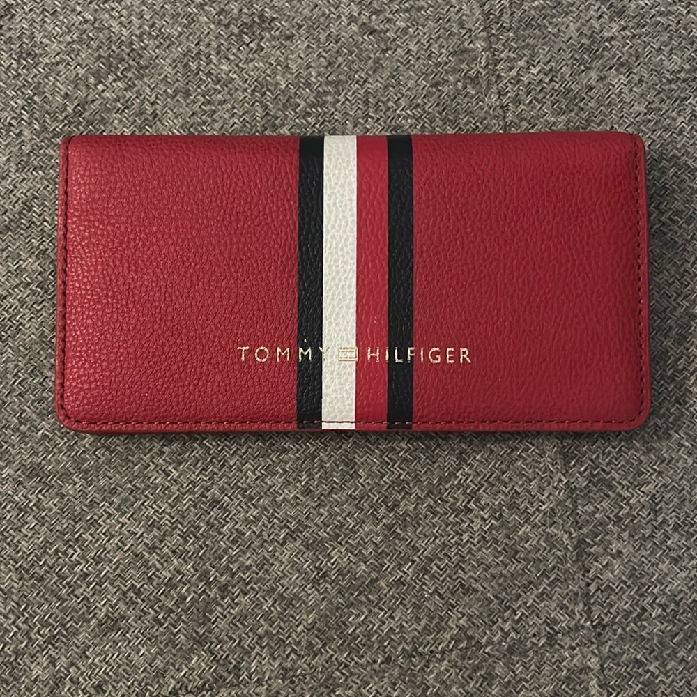 Tommy Hilfiger Red Wallet